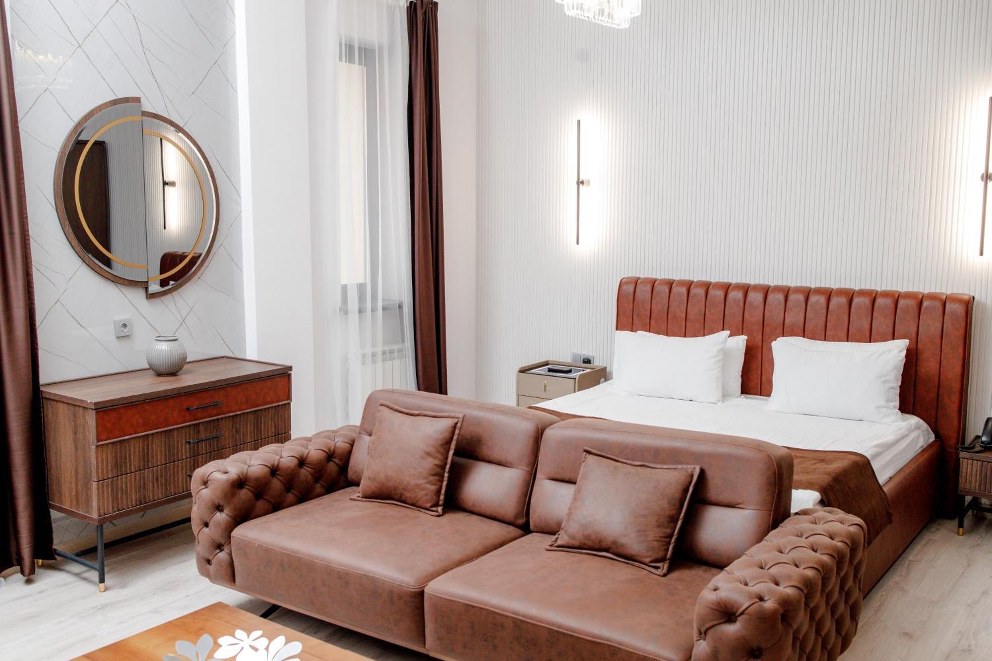 Infinity Plaza Hotel Atyrau Luaran gambar