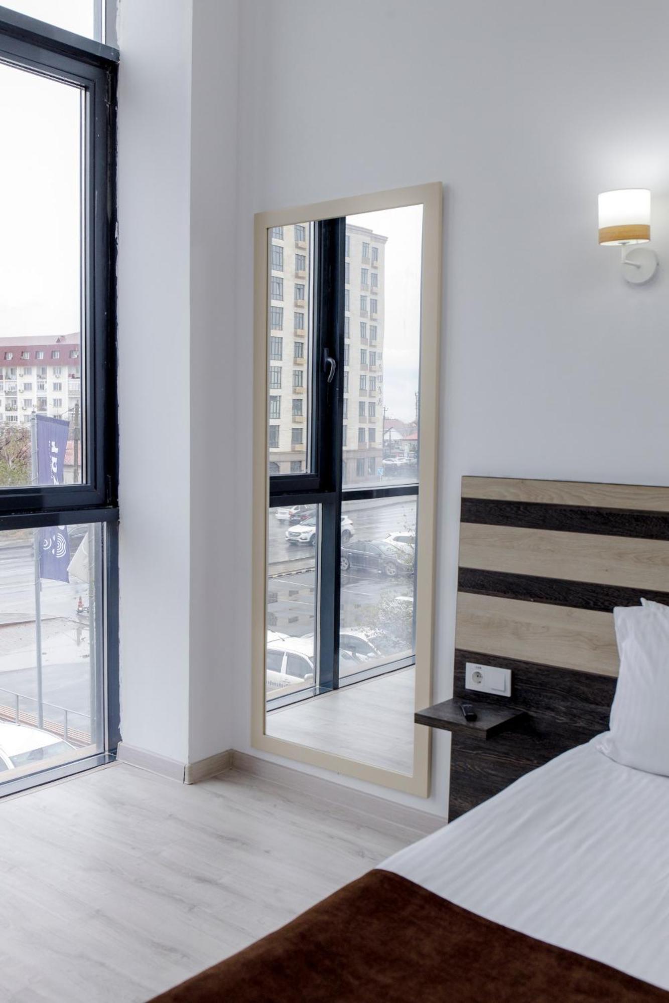 Infinity Plaza Hotel Atyrau Luaran gambar