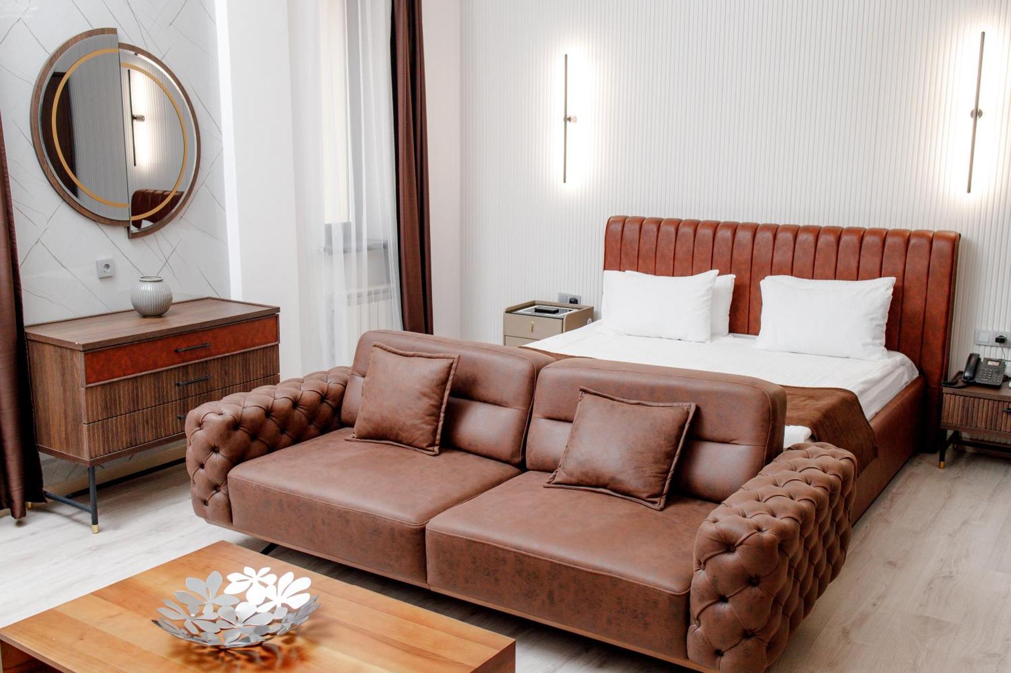 Infinity Plaza Hotel Atyrau Luaran gambar