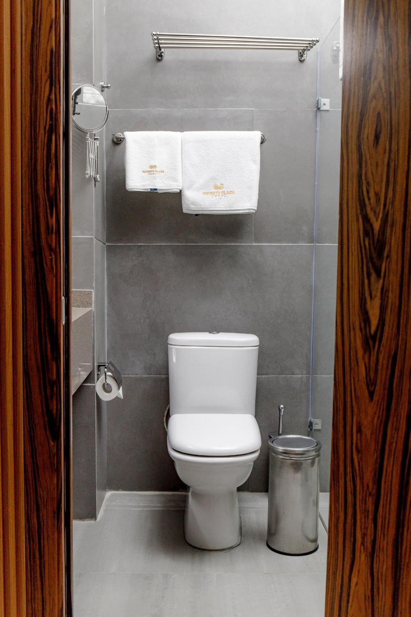 Infinity Plaza Hotel Atyrau Luaran gambar